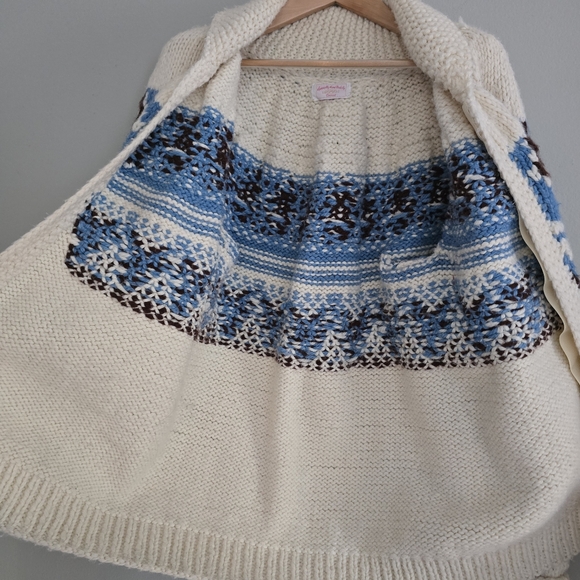 Vintage Hand Knit Cowichan Style Open Front Sweater, Small - Picture 8 of 16